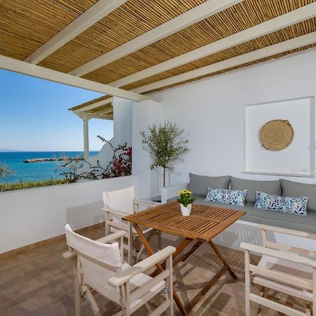 La Mer Seaside Apartments Drios Eksteriør bilde