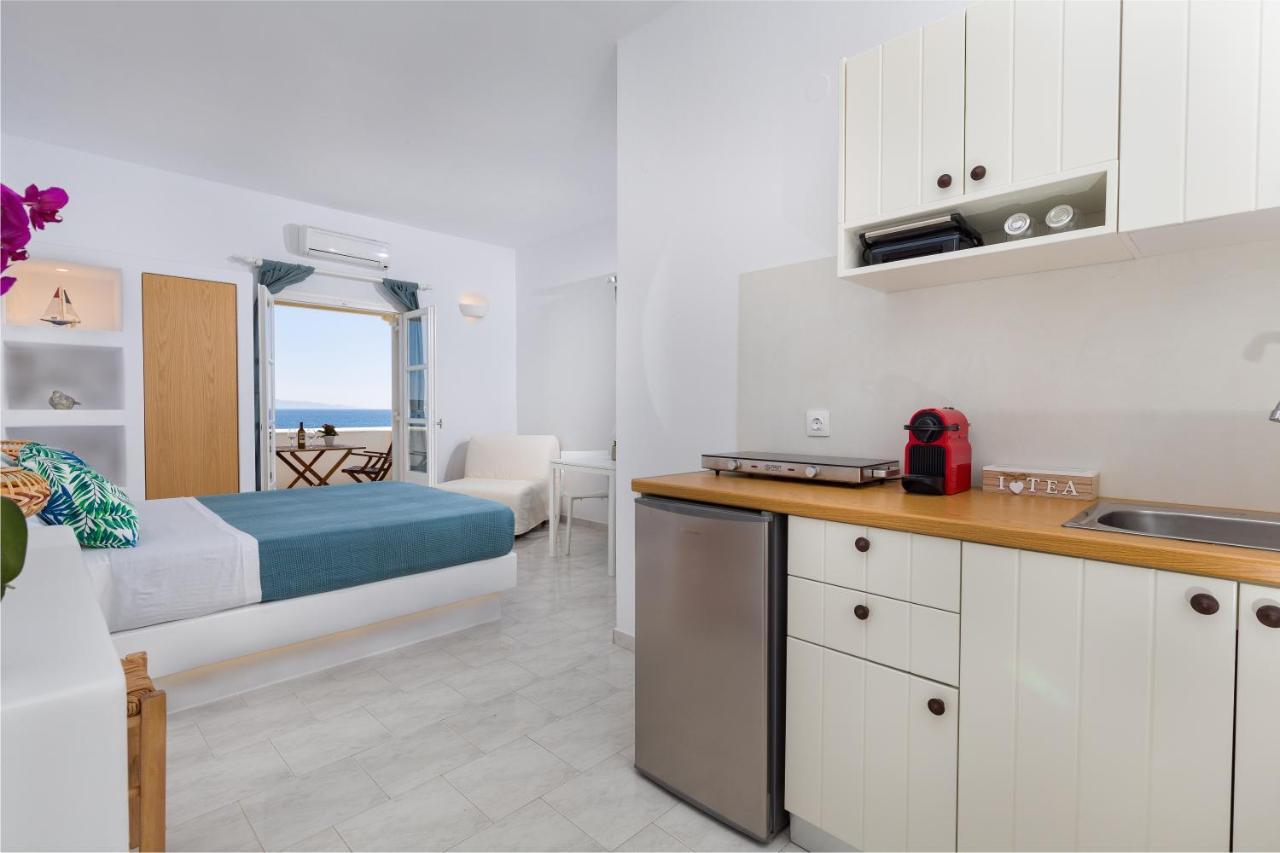 La Mer Seaside Apartments Drios Eksteriør bilde